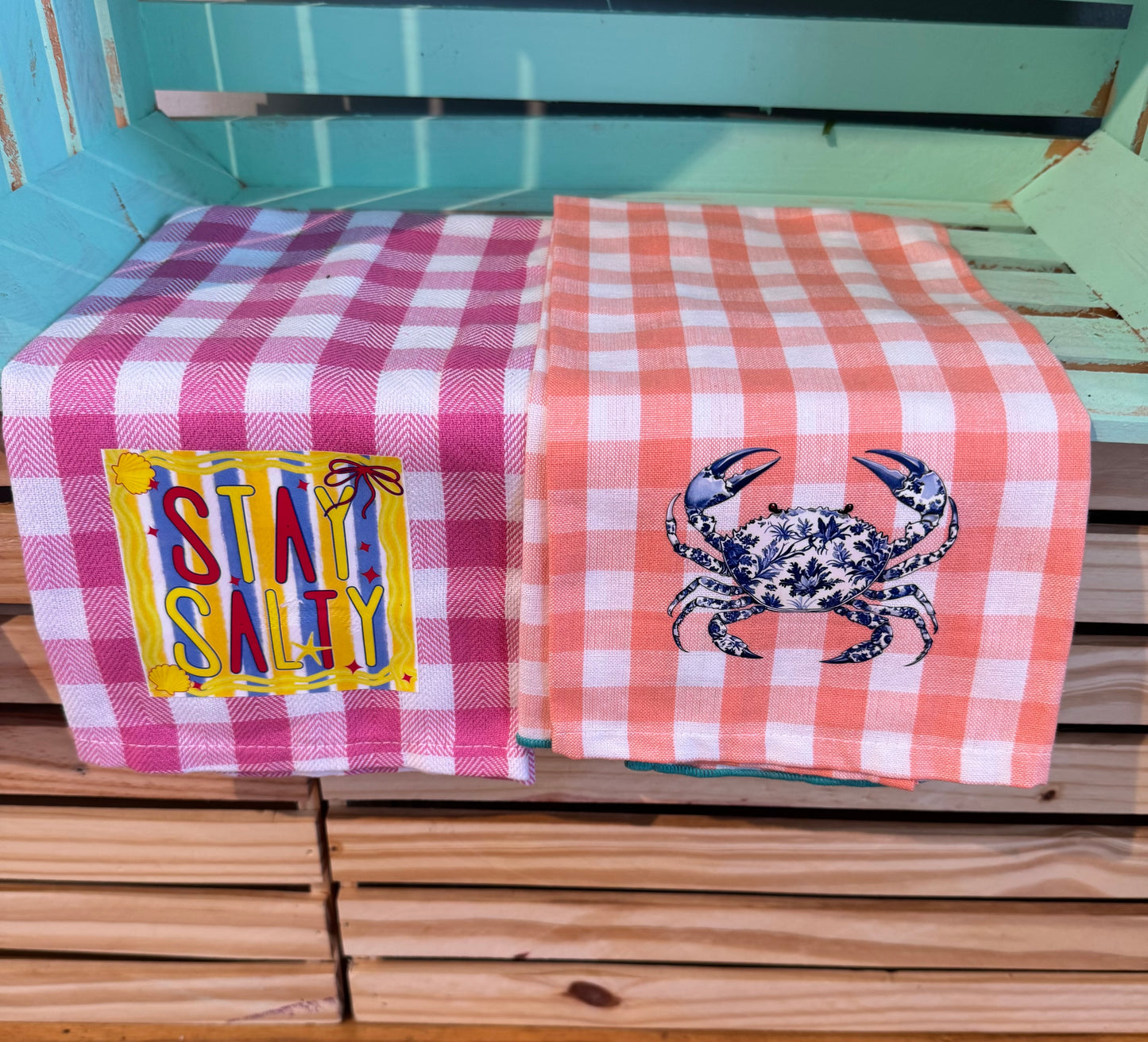 Graphic hand towels