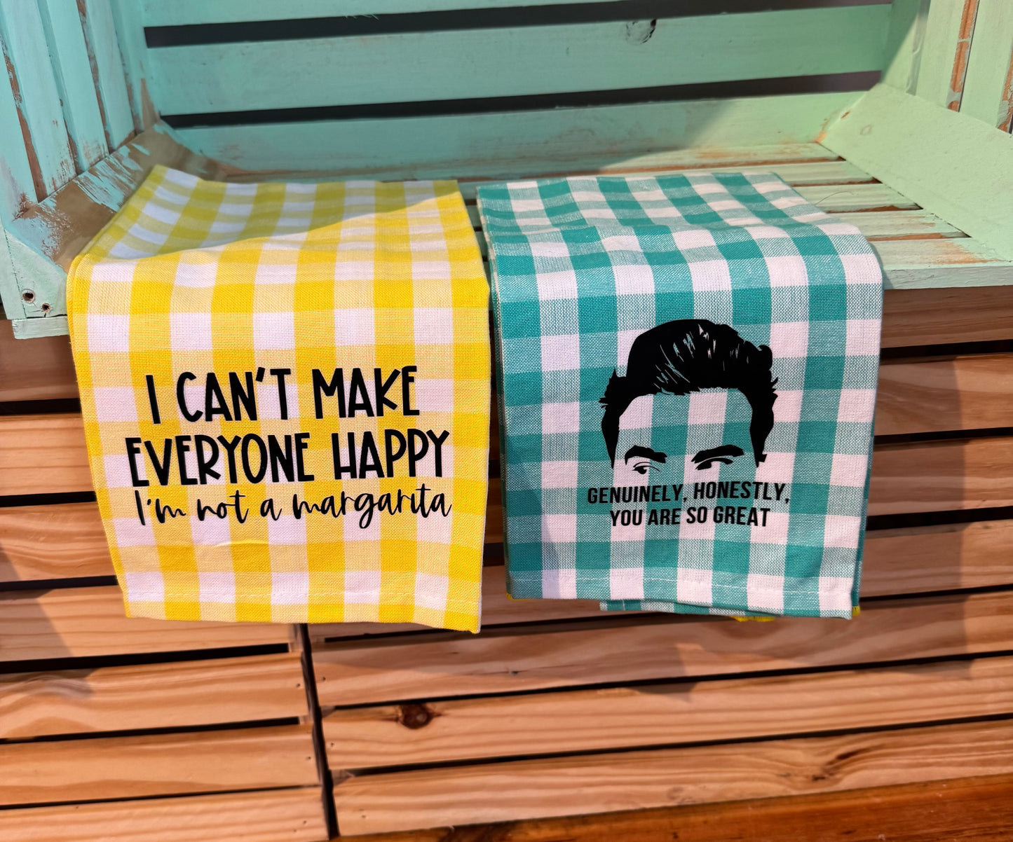 Graphic hand towels
