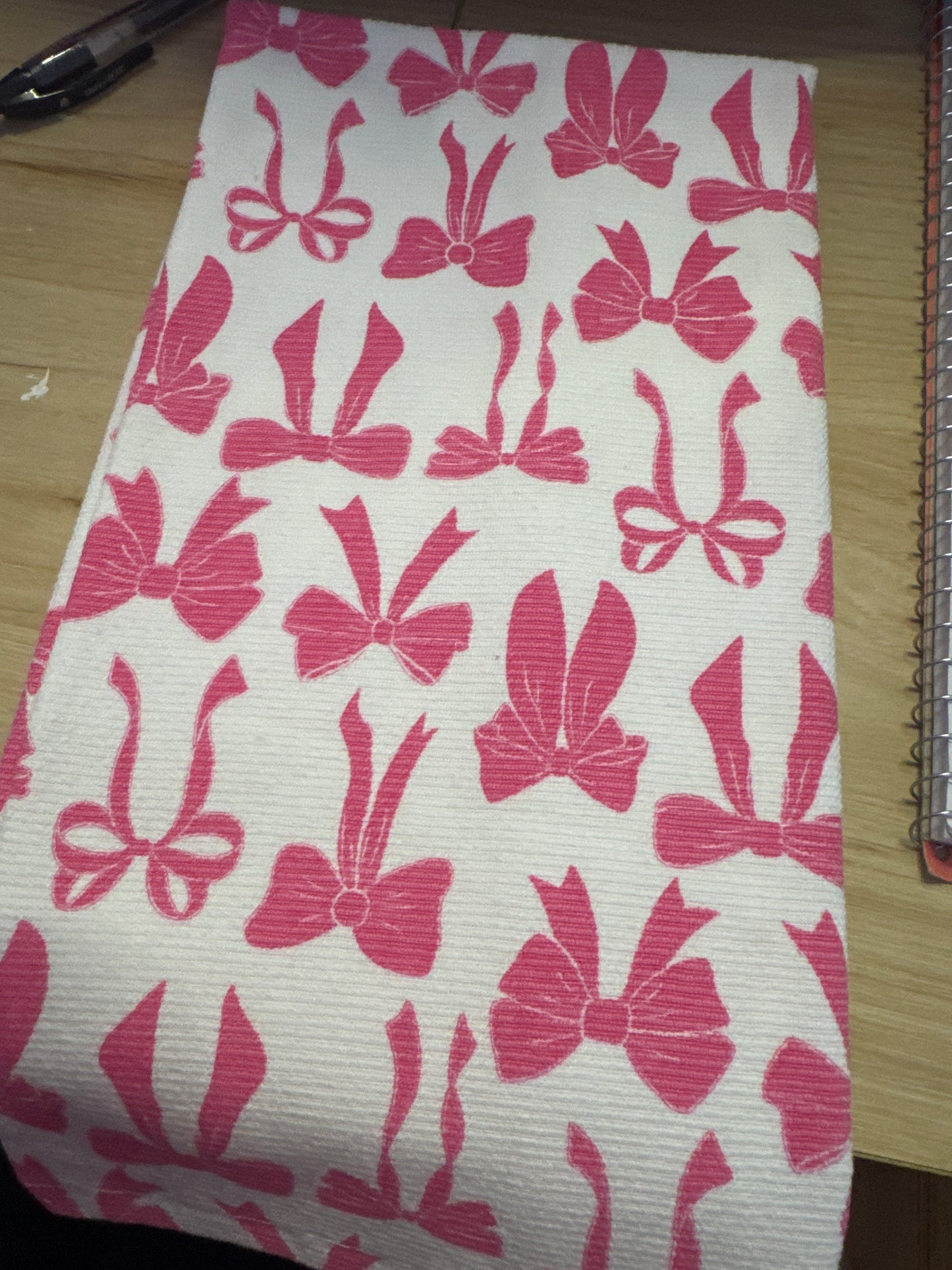 Graphic hand towels